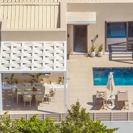 Koutsis Villa *